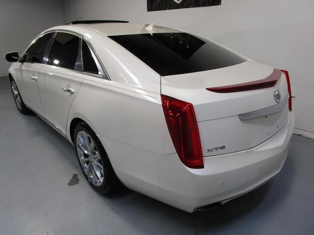 2013 cadillac xts luxury