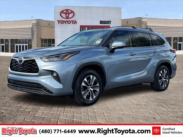 2022 toyota highlander xle