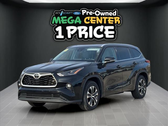 2022 toyota highlander xle