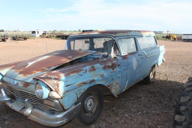 1957 ford ranch wagon (rare)