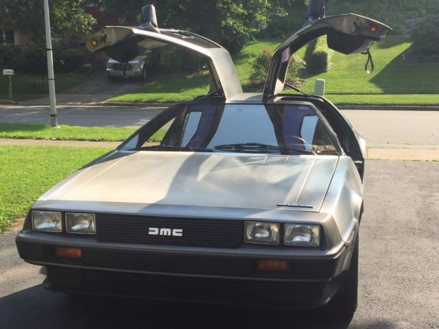 1981 delorean with extensive upgrades, manual transmission