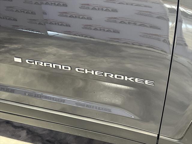2022 jeep grand cherokee l limited