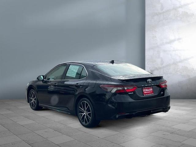 2024 toyota camry se