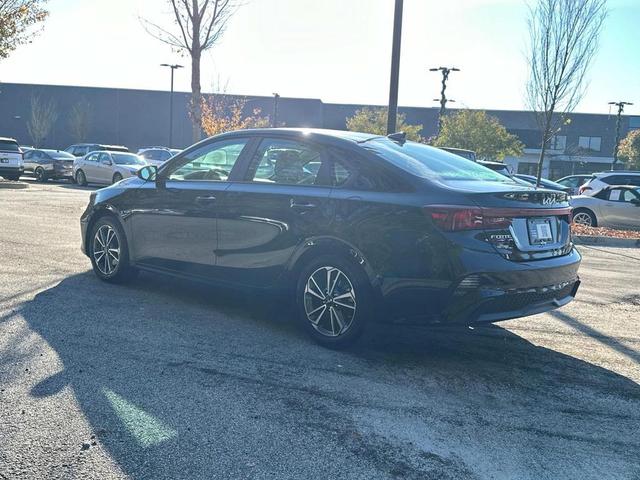 2022 kia forte lxs