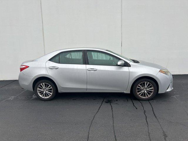 2015 toyota corolla le plus