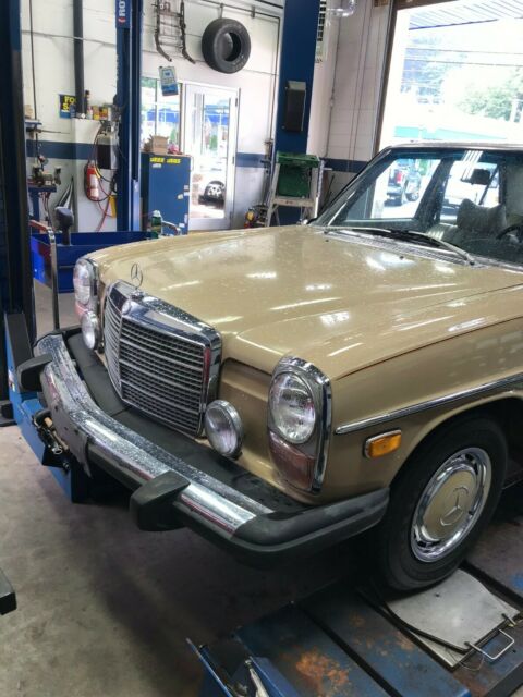 classic mercedes benz 280 for sale