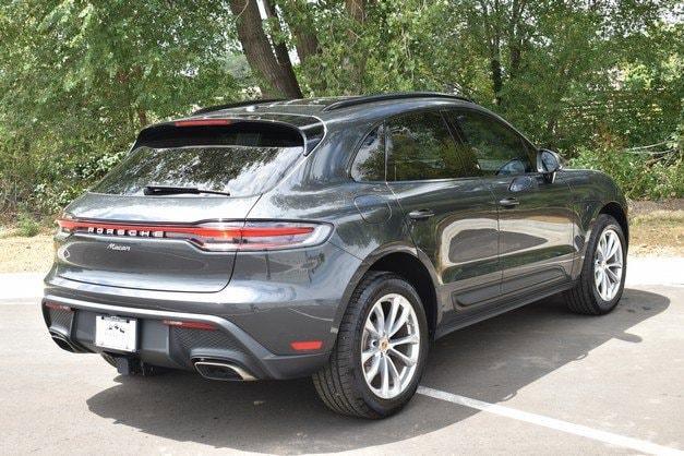 2023 porsche macan base