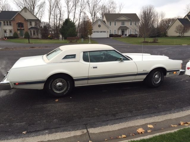 1975 ford thunderbird