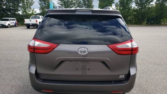 2019 toyota sienna