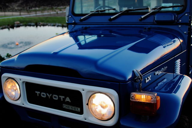 bj42, fj40 toyota land cruiser diesel, extremely rare stock braown zebra seats