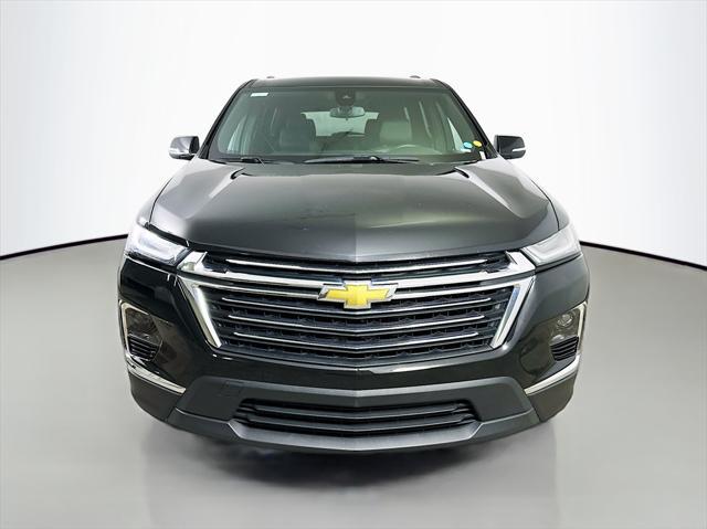 2023 chevrolet traverse lt leather