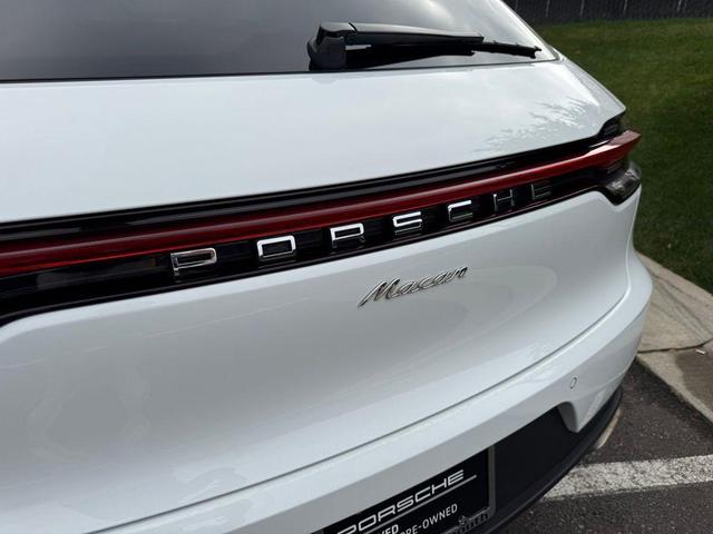 2020 porsche macan base