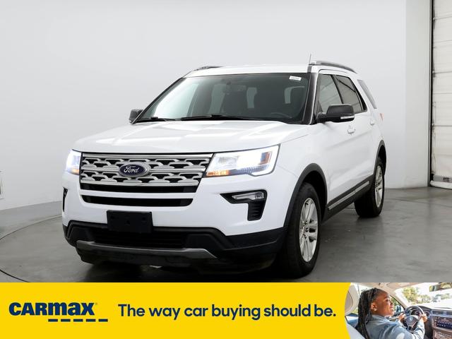 2019 ford explorer xlt