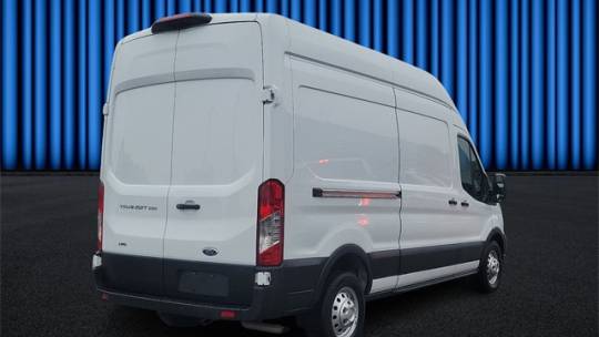 2023 ford transit 250