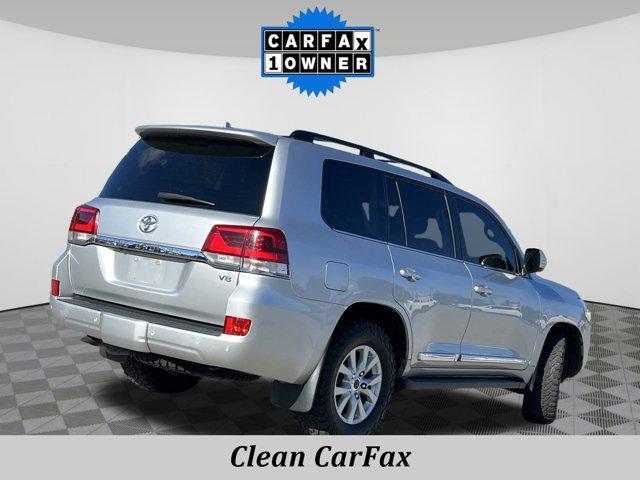 2017 toyota land cruiser base
