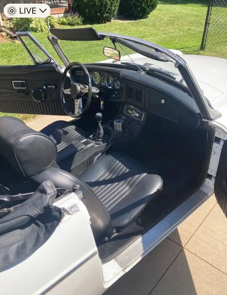 1972 mg b convertible white
