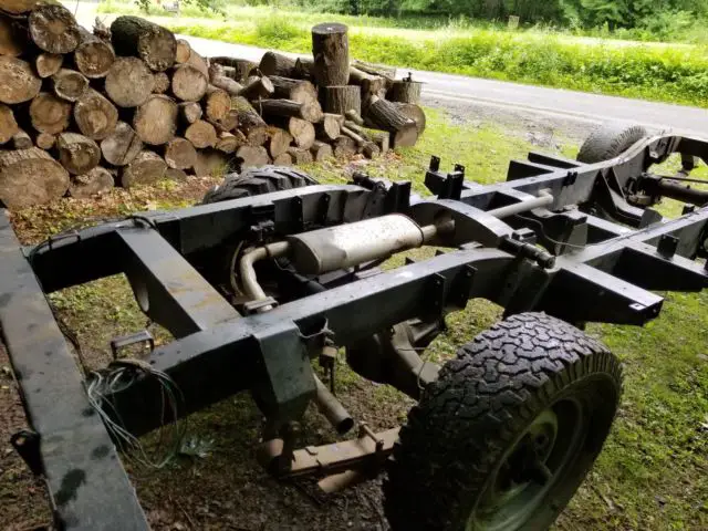 land rover series/defender 109" rolling chassis with new shocks