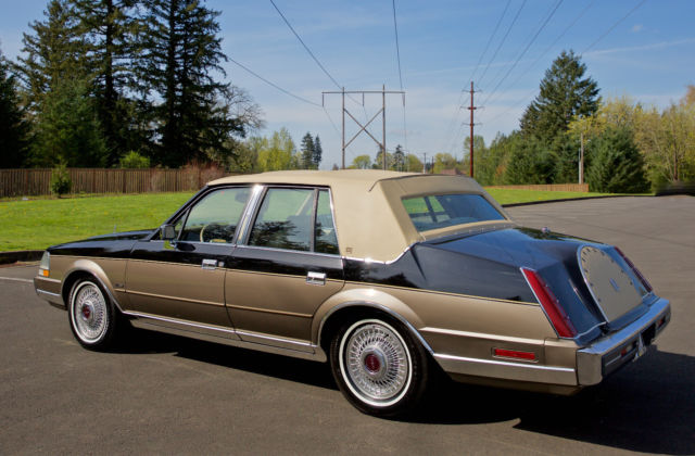 1985 lincoln continental very rare valention package very low miles
