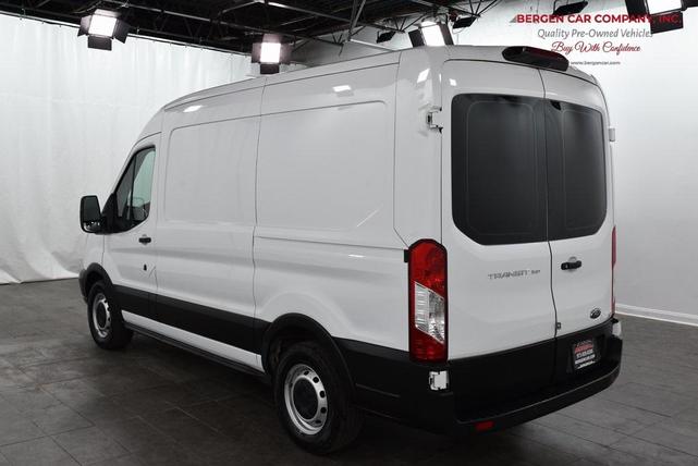 2019 ford transit-150 base