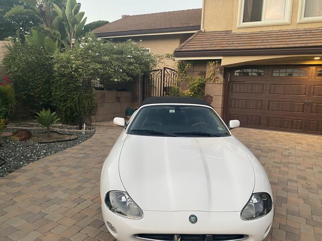 2003 jaguar xk8 base