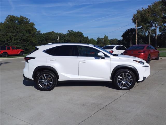 2016 lexus nx 200t base