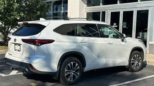 2022 Toyota Highlander xle