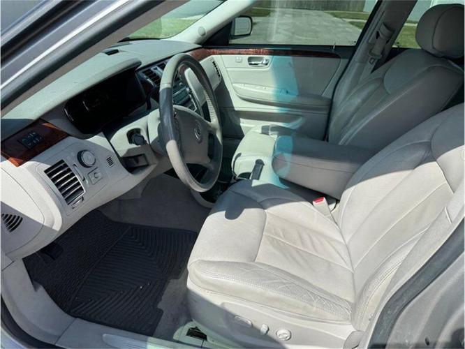 2006 cadillac dts in staunton, illinois