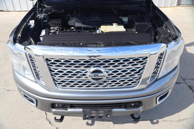 2018 nissan titan xd sv