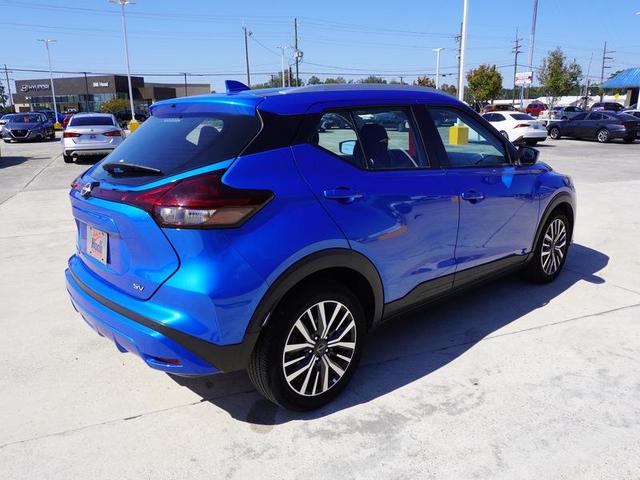 2023 nissan kicks sv