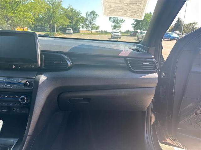 2019 hyundai veloster 2