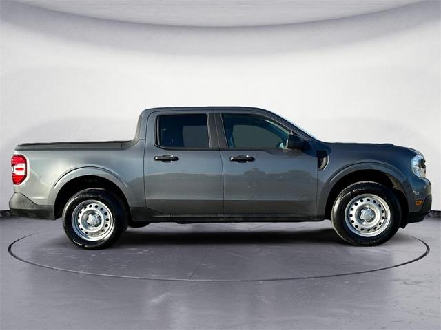 2023 ford maverick xl
