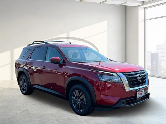 2022 nissan pathfinder sv