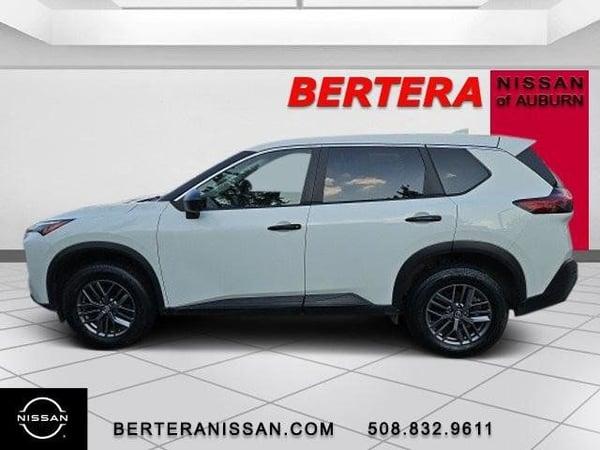 2021 nissan rogue in secaucus, new jersey