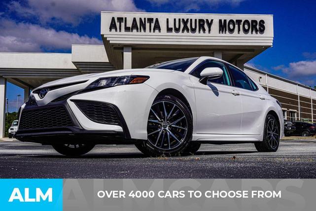 2022 toyota camry se