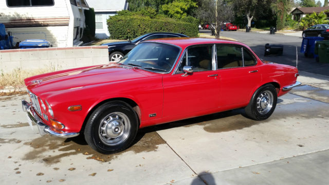 1970 jaguar xj, new paint, no rust, chevy 350/400