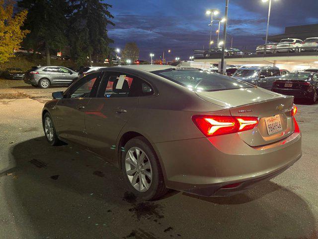 2022 chevrolet malibu fwd lt