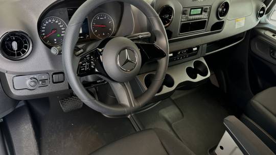 2025 Mercedes-Benz Sprinter