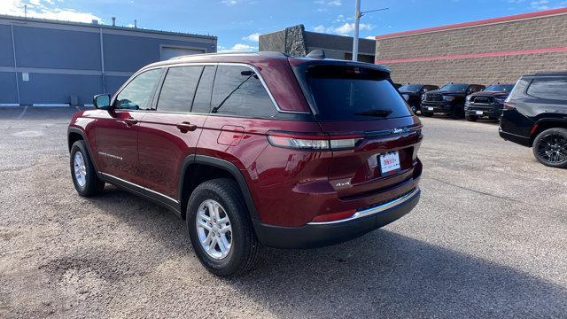 2023 jeep grand cherokee laredo