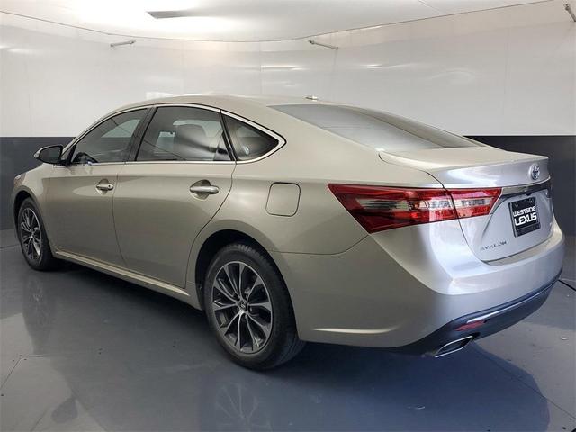 2018 toyota avalon