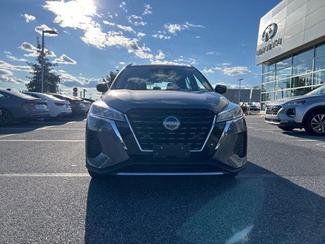 2022 nissan kicks sv