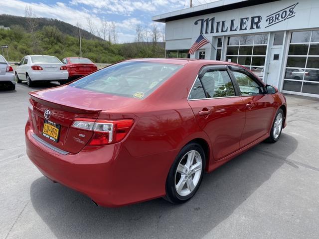 2012 toyota camry le