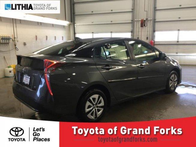 2018 toyota prius for sale in grand forks, north dakota