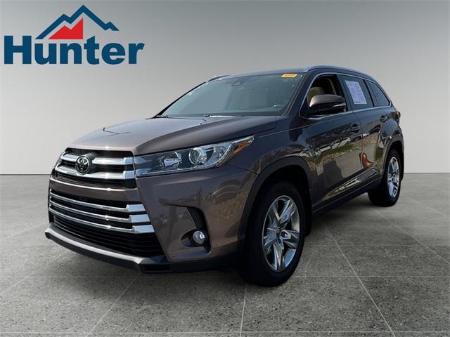 2018 toyota highlander limited