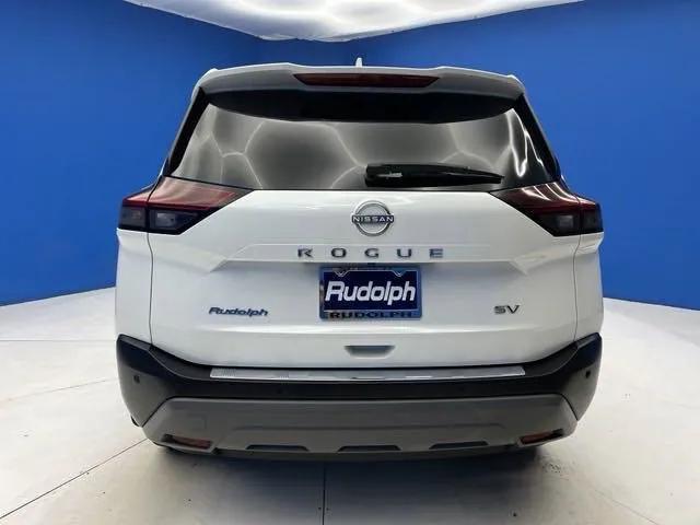 2022 nissan rogue sv