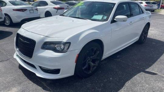 2022 Chrysler 300 touring l