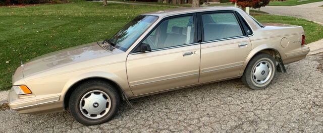 1994 buick century custom sedan low miles 52k clean inside & out