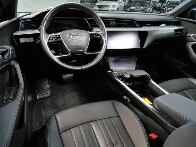 2022 audi e-tron premium