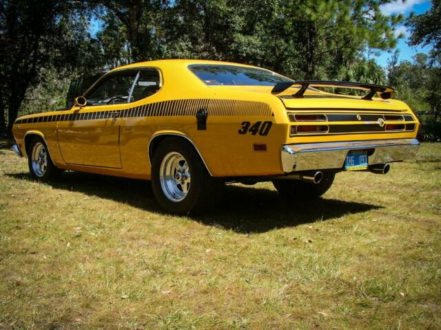 1971 plymouth duster coupe 1,517 miles gold 2d : 2 door hard top 3 speed automa
