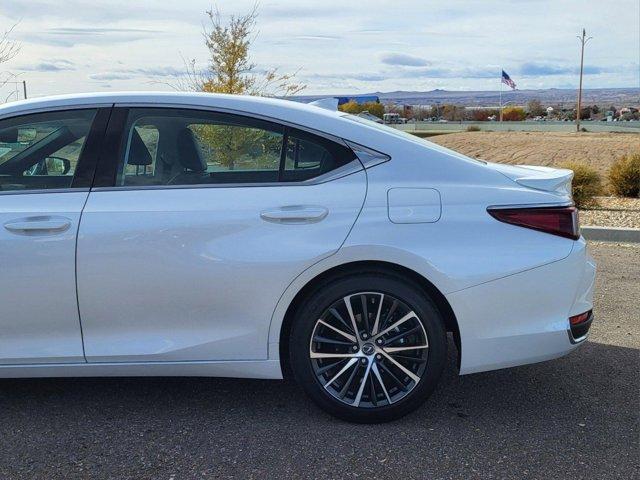 2023 lexus es 300h es 300h
