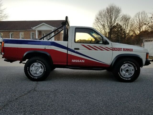 1988 nissan desert runner 4x4 d21 hard body baha fully restored